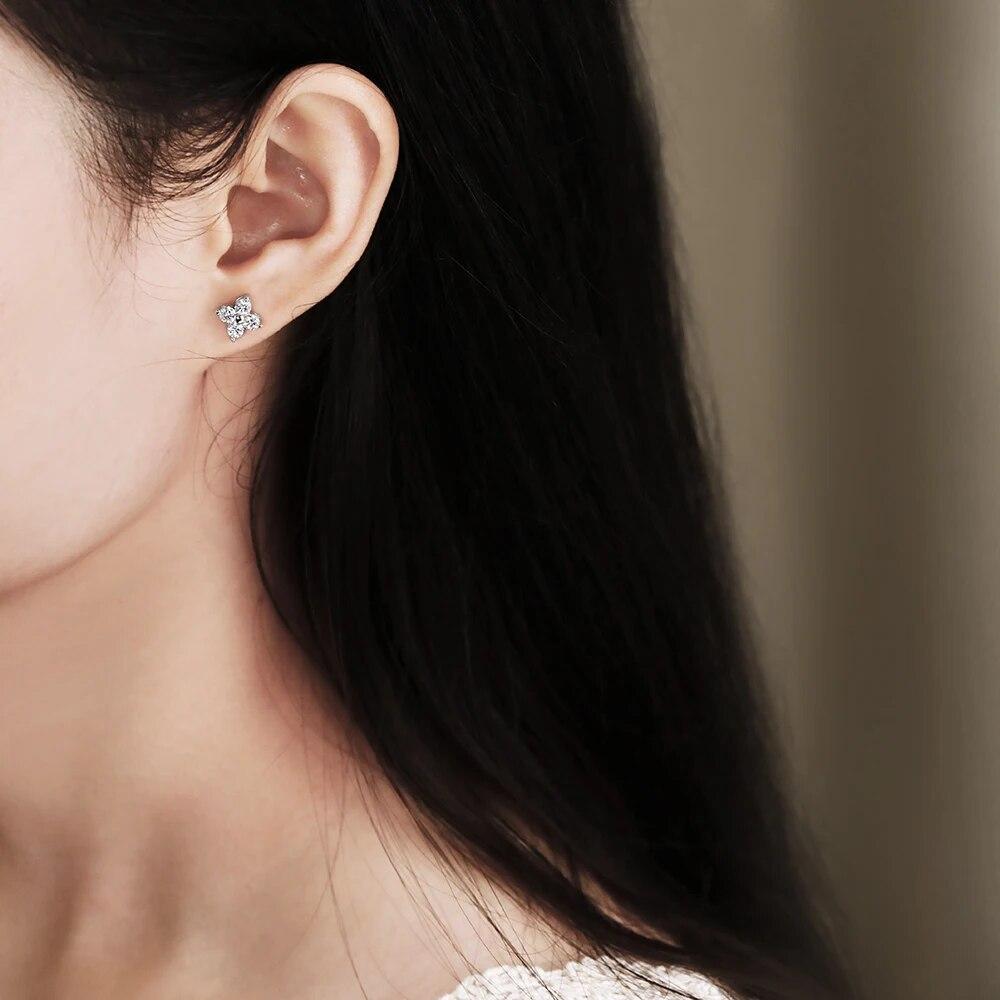 Trendy D Color 0.1CT 3mm Clover Moissanite Stud Earrings For Women Party Fine Jewelry S925 Sterling Silver Diamond Earring