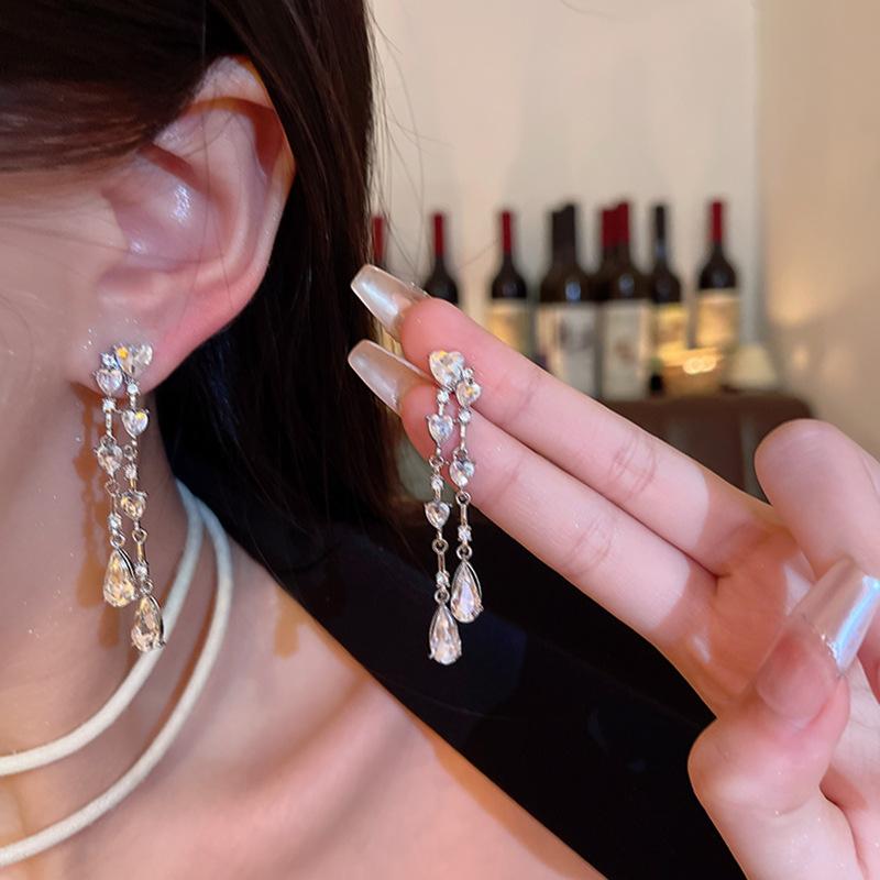 Korean Flash Diamond Love Water Drop Fringed Earrings Women's Light Luxury Niche High-end Long Stud Earrings Explosive Temperament Earrings