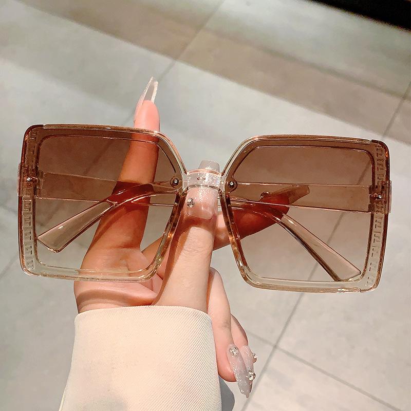 Fashion Vintage Luxury Designer Square Sunglasses Women Punk Big Frame Elegant Shades UV400 Protection