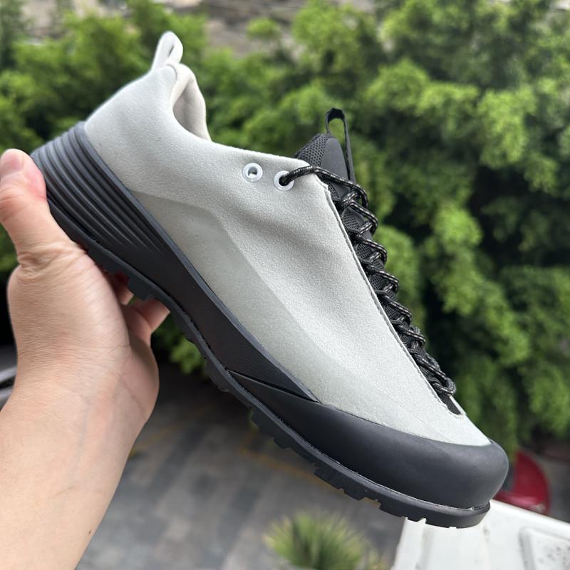 Waterproof Leather Sneakers Big Size Trendy Shoes Trendy Outdoor Hiking Shoes 39-48 Mens Air Cushion Sports Jogging Shoes