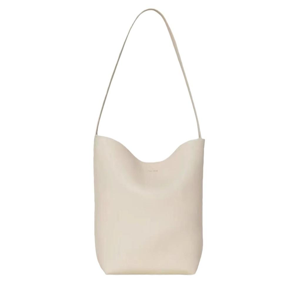 Elegante Borsa a Secchiello The Row in Vera Pelle per un Uso Quotidiano alla Moda