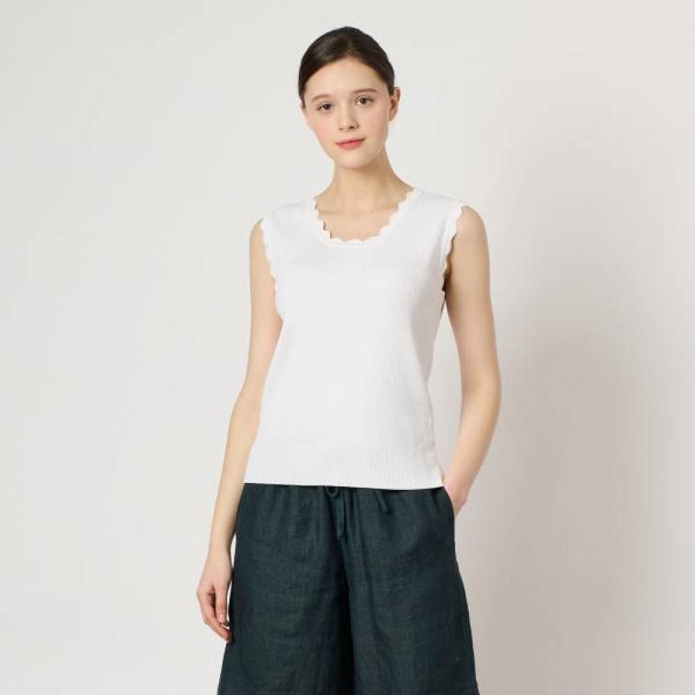 

Bcbg Square Neck Sleeveless Knit Top B4m5k325 Navy (55)/66