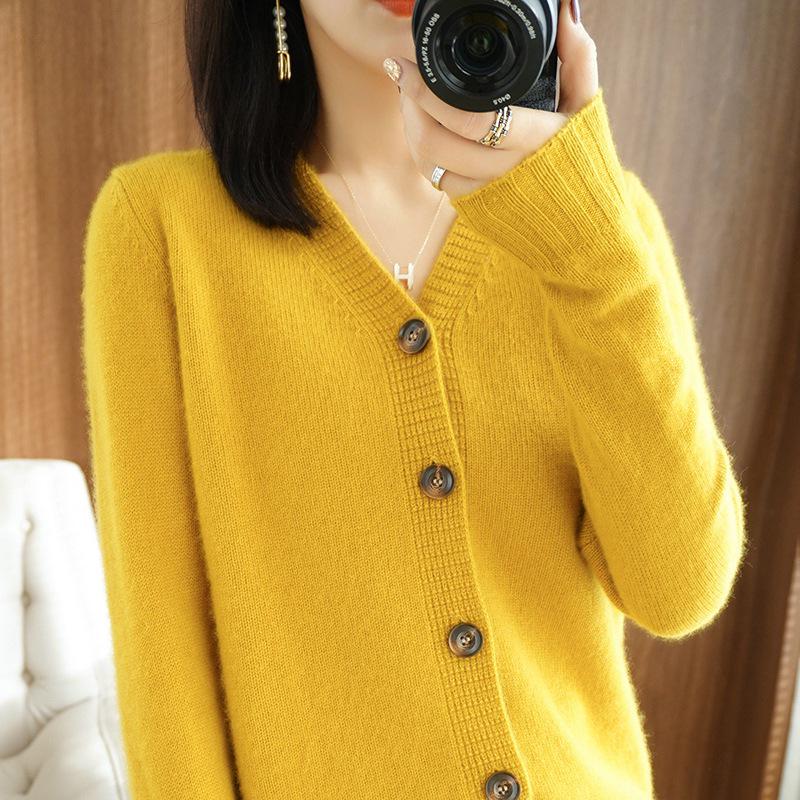 Women's 2023 Knitted Wool V-Neck Cardigan Sweater, Autumn/Winter Solid Color with Cashmere.
