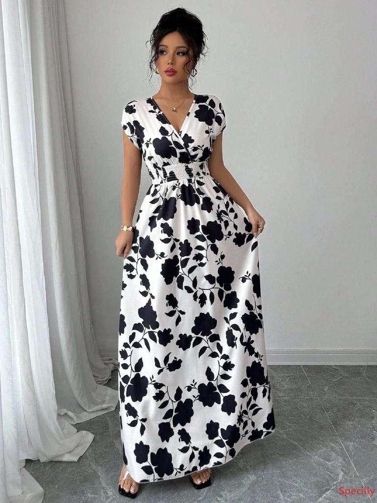 Women's Short-sleeved Tie-waist Dress,  Printed V-neck Long Dress
