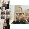 Chic Medium Size Pu Leopard Print Handbag For Women Versatile Daily Use Stylish Design