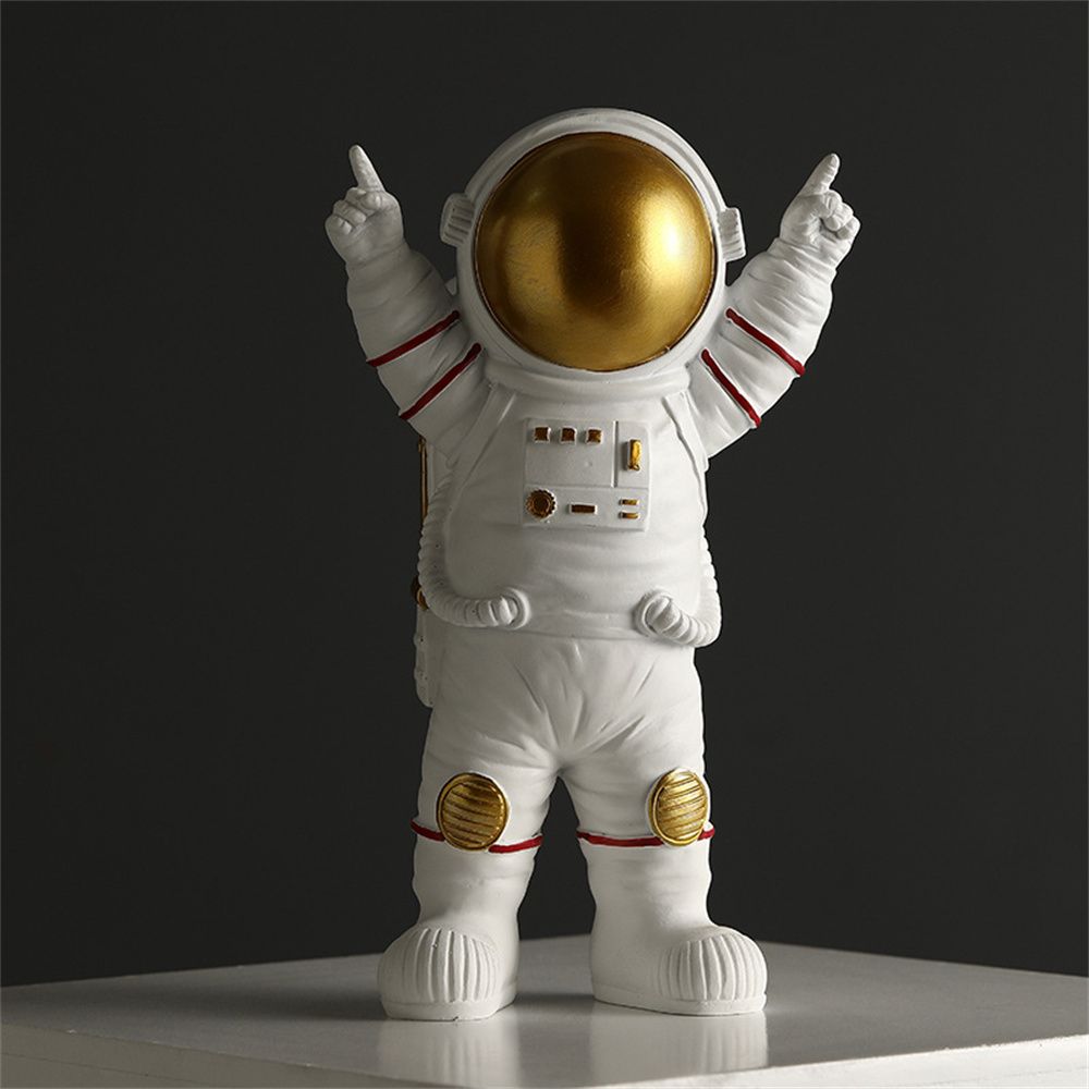 Statues Miniatures Gift Spaceman Moon Sculpture Decorative Astronaut Figurines Astronaut Model