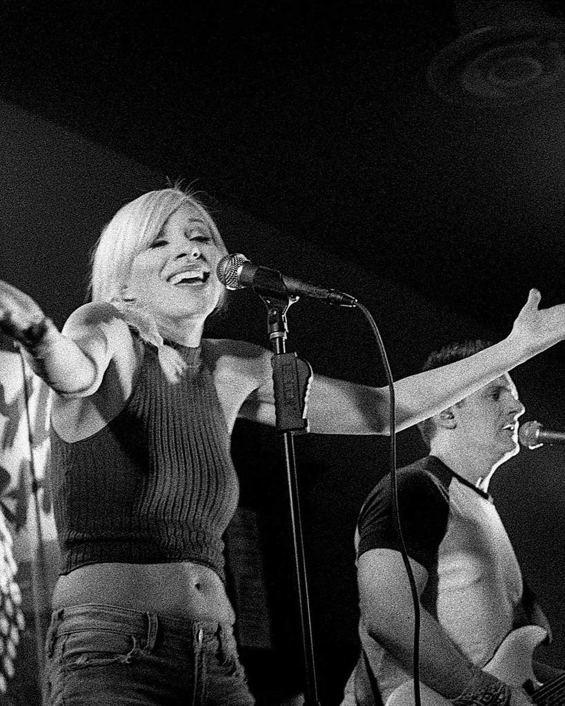 Kodak Professional T-MAX P3200 135-36 Panchromatic Black-and-White Film