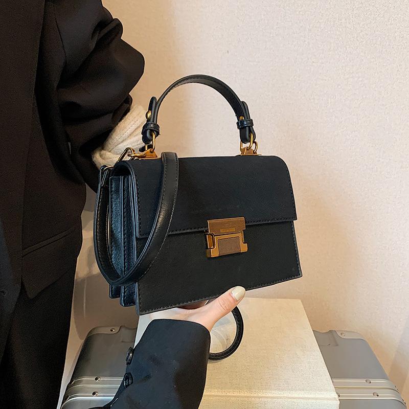 Retro Lock Small Square Bag 2025 New Small Fragrant Wind Bag Women's Foreign Style Handbag Fashion Shoulder Messenger Bag