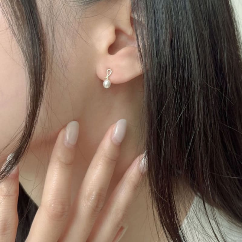 Youngglow 14k Coil Pearl Earrings(1 Pair)