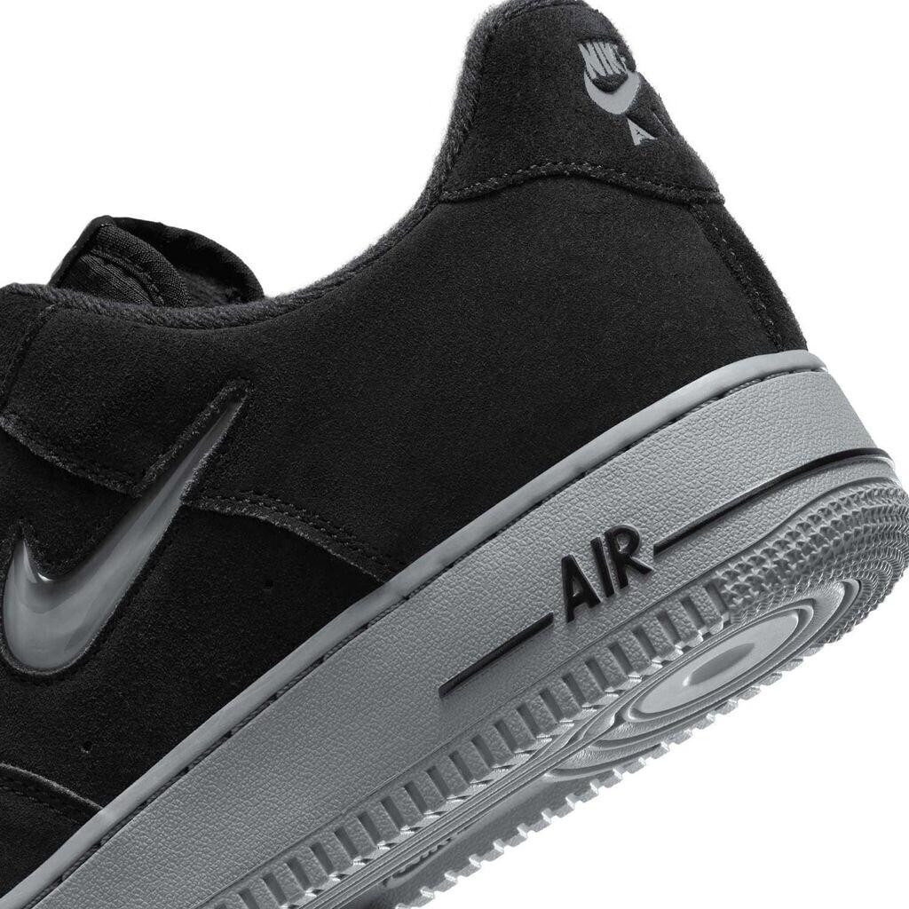 Кроссовки Nike Air Force 1 мужские черные HQ3827-002