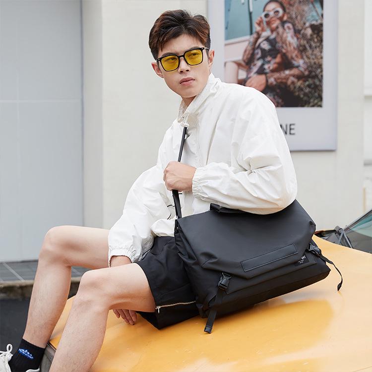 Men's Waterproof Oxford Cloth Crossbody Laptop Bag - Casual Business Shoulder Handbag, Shockproof Design