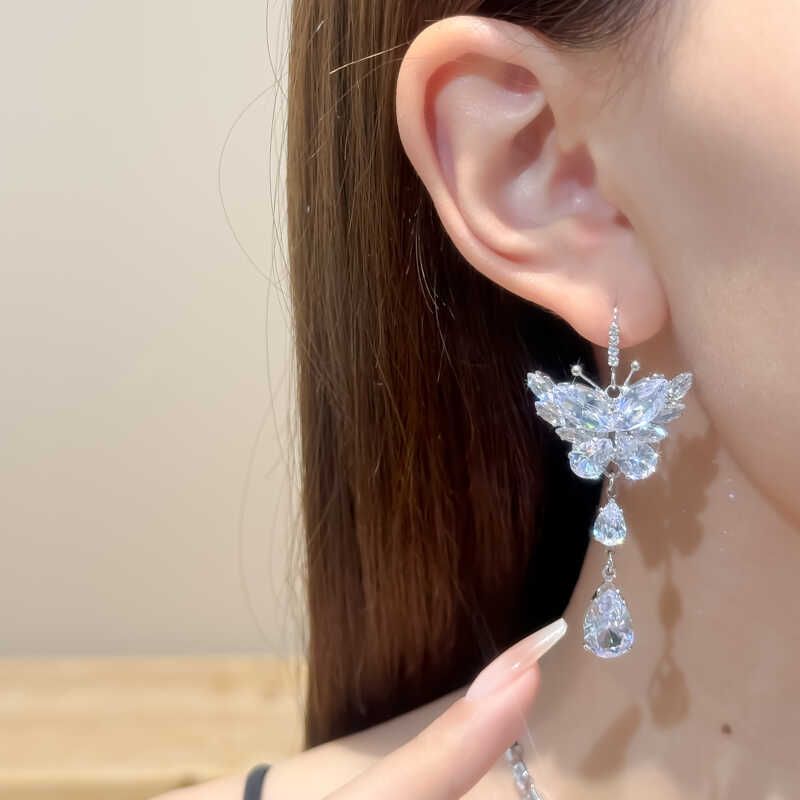 

2024 New Arrival Simple and Light Luxury Zircon Bridal Necklace Suit Banquet Dress Accessories Performance Birthday Wedding Dress Accessories Butterfly earrings 1 pair