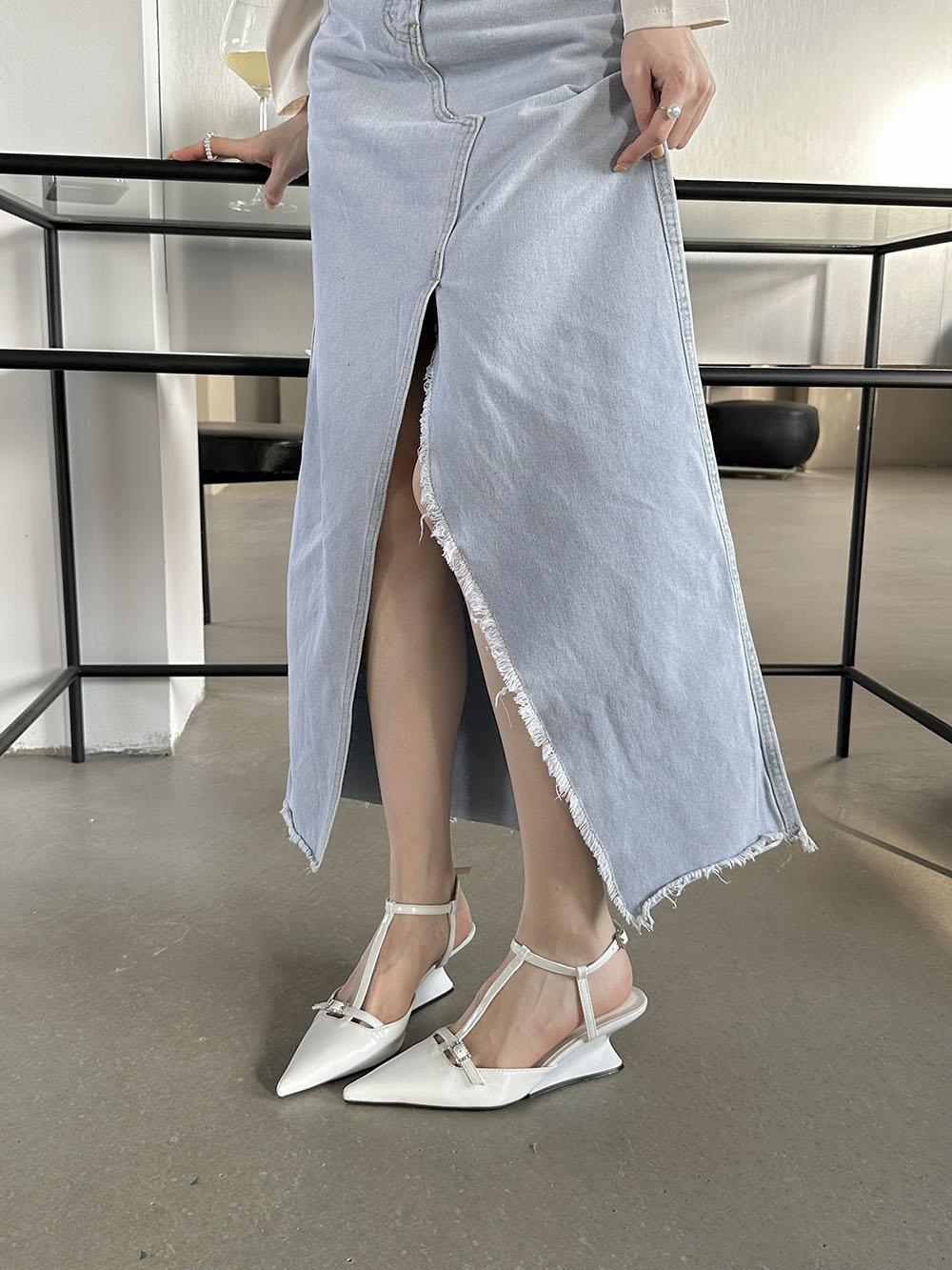 модные серебристые черные белые женские босоножки с острым носком летние туфли — фото 4