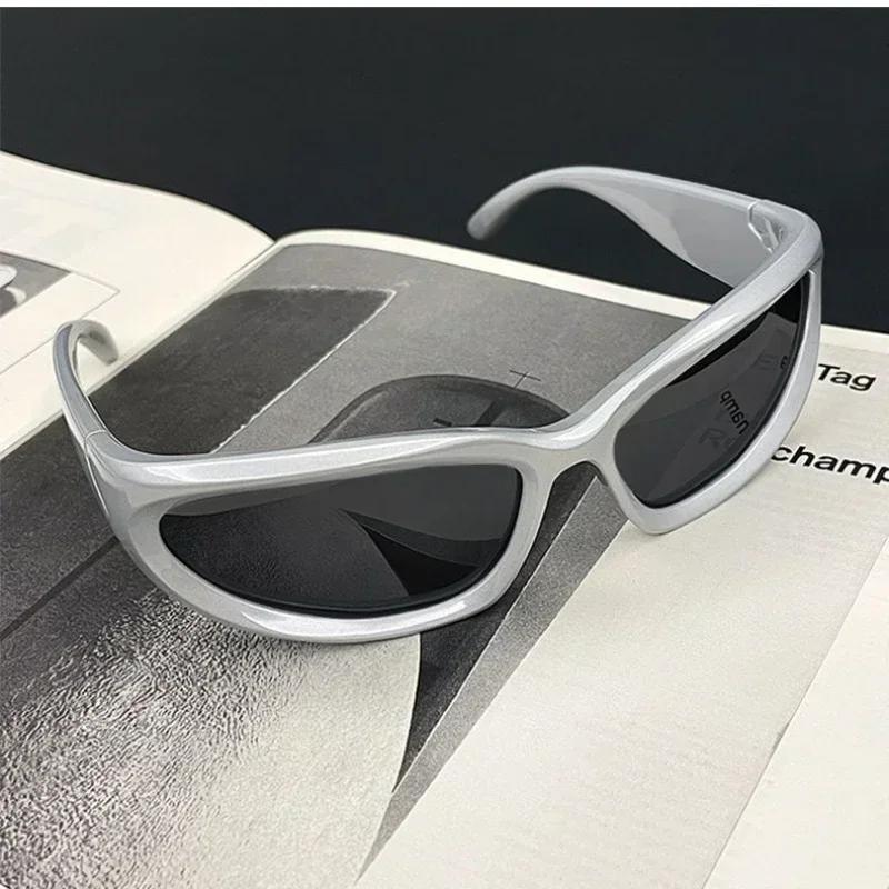 Y2k Eyeglasses Classic Punk Wrap Around Vintage Sunglasses Women Men Luxury Sun Glasses Fashion Sport Eyewear UV400 Goggles