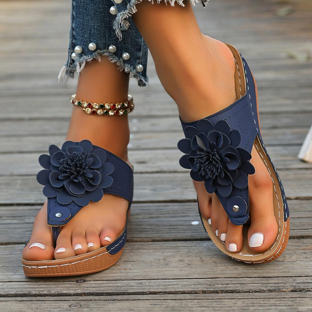 Südostasien 2025 Sommer neue große Damenschuhe 2025 Zehensteg-Slipper Damensandalen