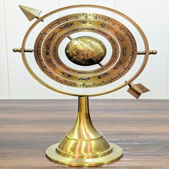 Himmlischer Globus aus Messing, Armillarsphäre, Armillarsphäre aus Messingdekor, Tischplatte, Messingdekor,