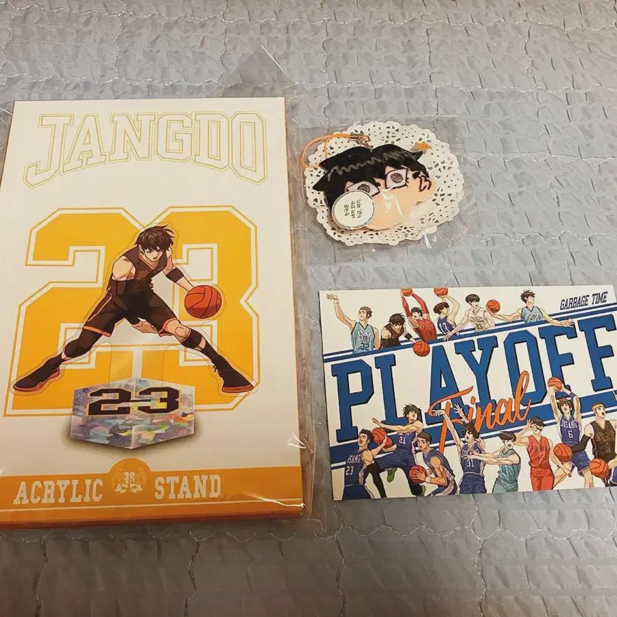 

Garbage Time Popup Store Final Number Acrylic + Postcard + Creative Keyring