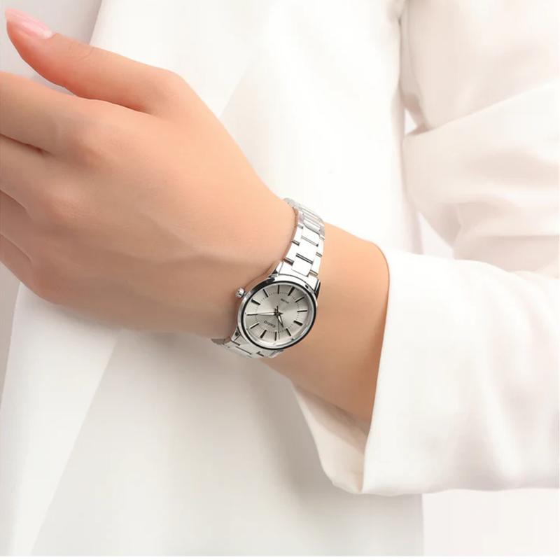 Casio STANDARD Series Waterproof Business Pointer 50 Meters Waterproof Quartz Movement Stainless Steel Strap Japanese and Korean Watch LTP-1303D-7A