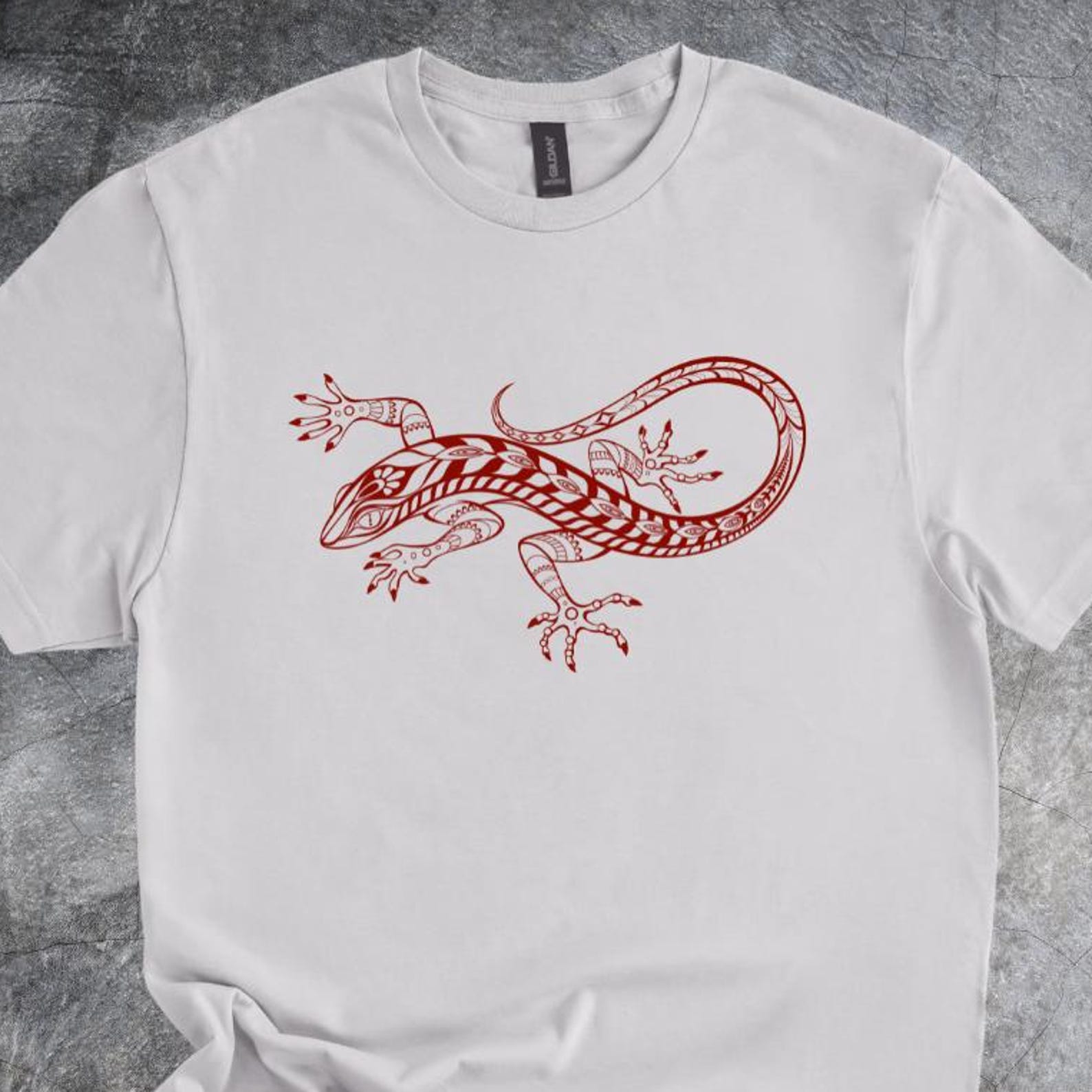 Tribal Lizard Shirt Gecko Patterned Line Art Reptile Tribal Style Tshirt Gray 140