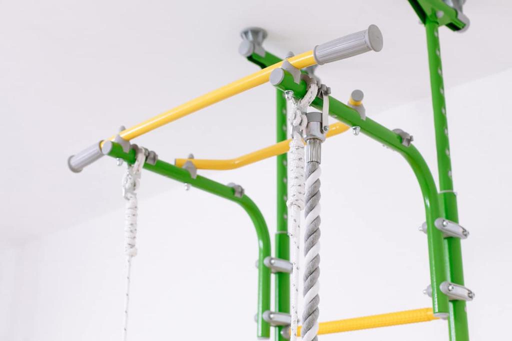 Wall Bars Comet 5 - White Black