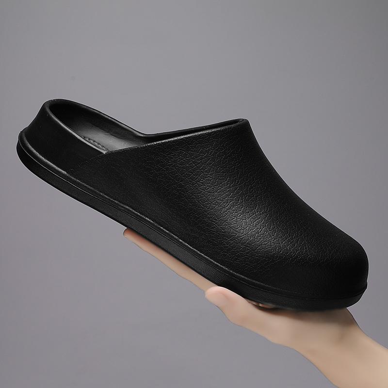 Fashion Men's Summer Outdoor Baotou Slippers Waterproof New Soft Bottom Large Couple Casual Shoes Anti Slip Work Fashion Slippers 2025