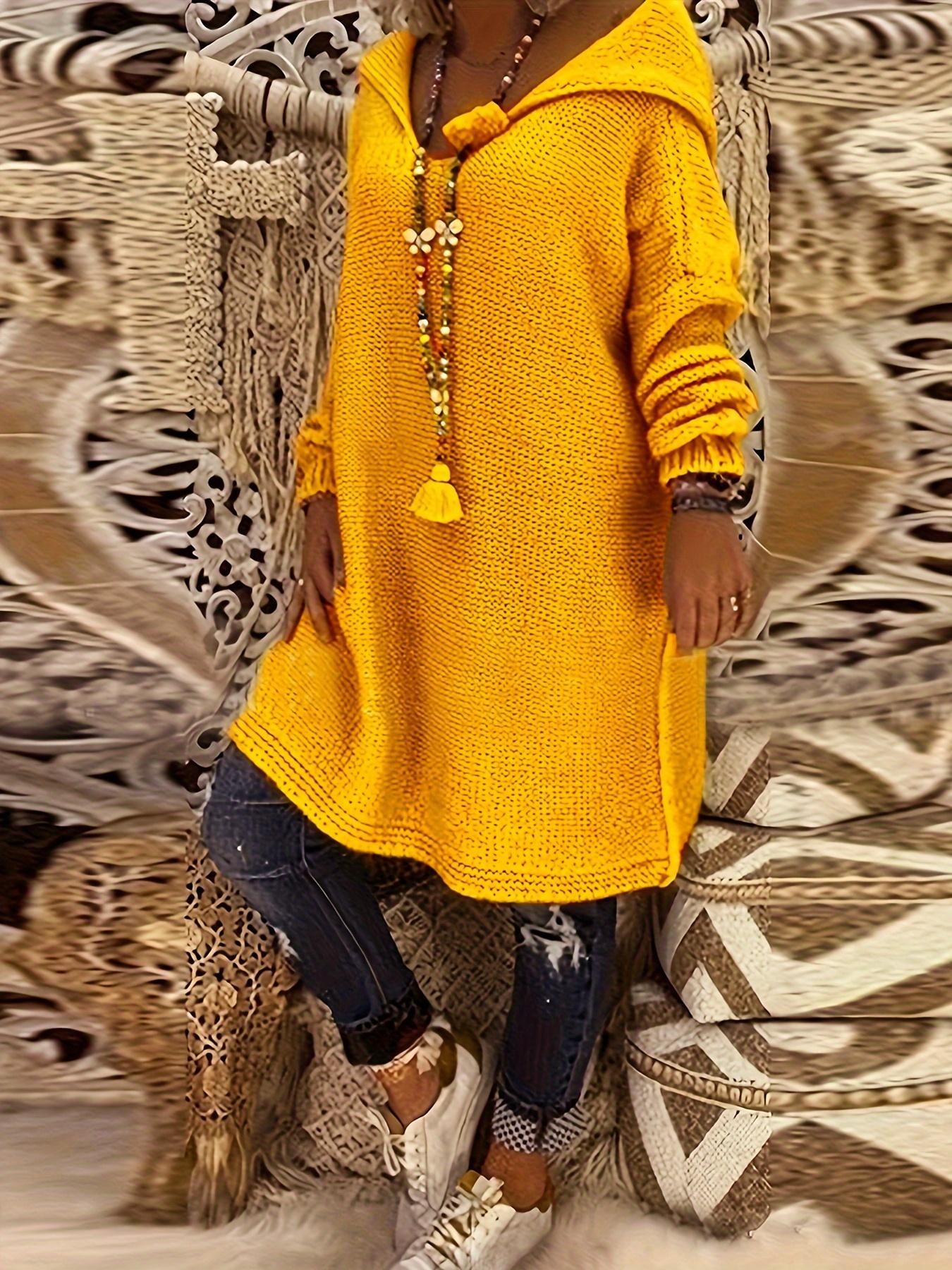 

Уютное однотонное платье-свитер с капюшоном - мягкое, с длинным рукавом, трикотажное, повседневное, незаменимое на осень и зиму - удобная женская одежда для пышных фигур 1XL жёлтый