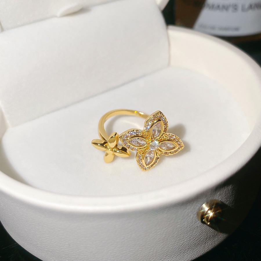 Elegant Zirconia Flower Open Ring - French Style, High-End Luxury Jewelry for Women