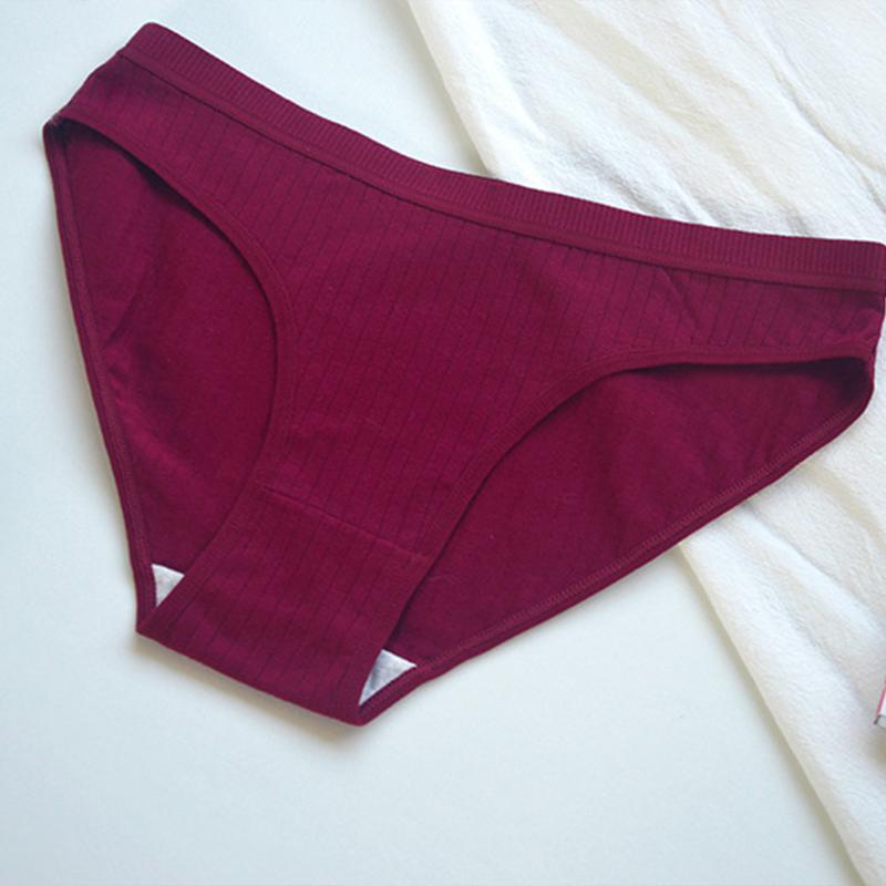 Plus Size Cotton Mid - Waist Solid Color European and American Style Women's Triangle Underwear, Comfortable and Skin - Friendly, Show Your Free Charm