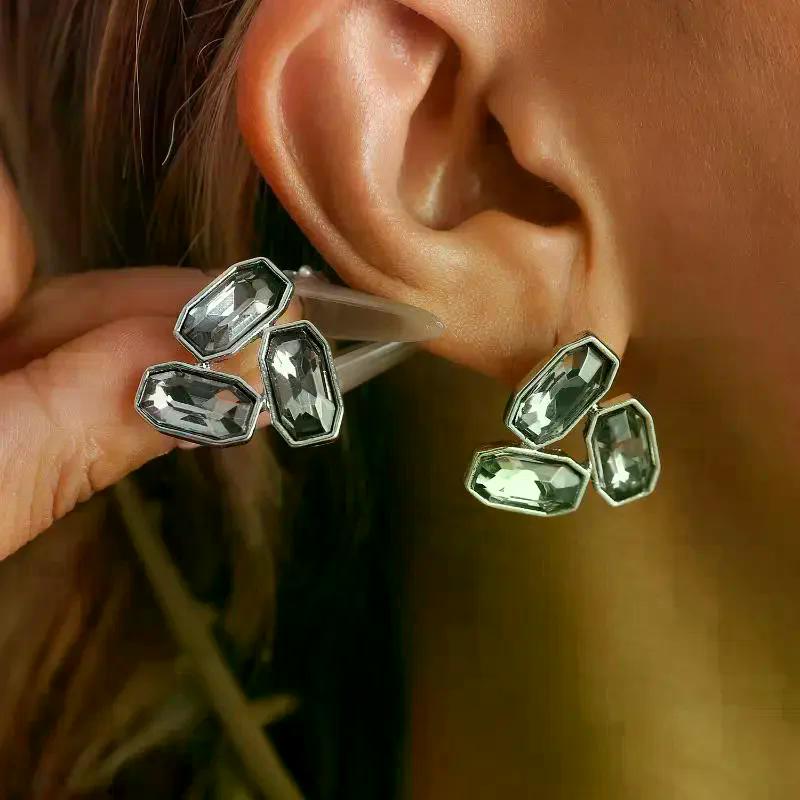 Minimalist Acrylic Rhinestone Earrings For Women Korean Fashion Geometry Ear Studs Party Jewelry Accessories
