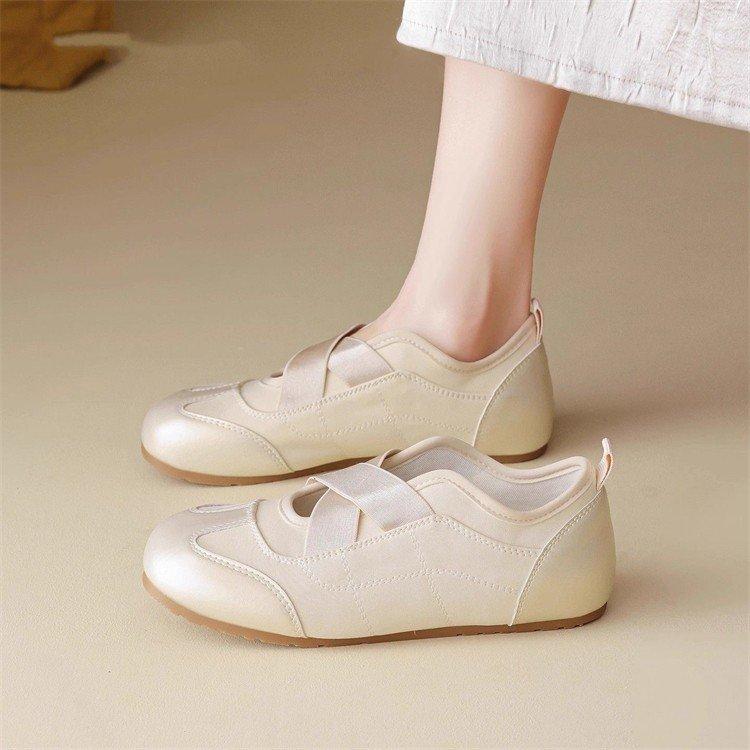 Xiaoxiangfeng German Training Shoes Mary Jane Little White Shoes Popular Ins Trendy Temperament Versatile Niche Single Shoes Ballet Women's Shoes