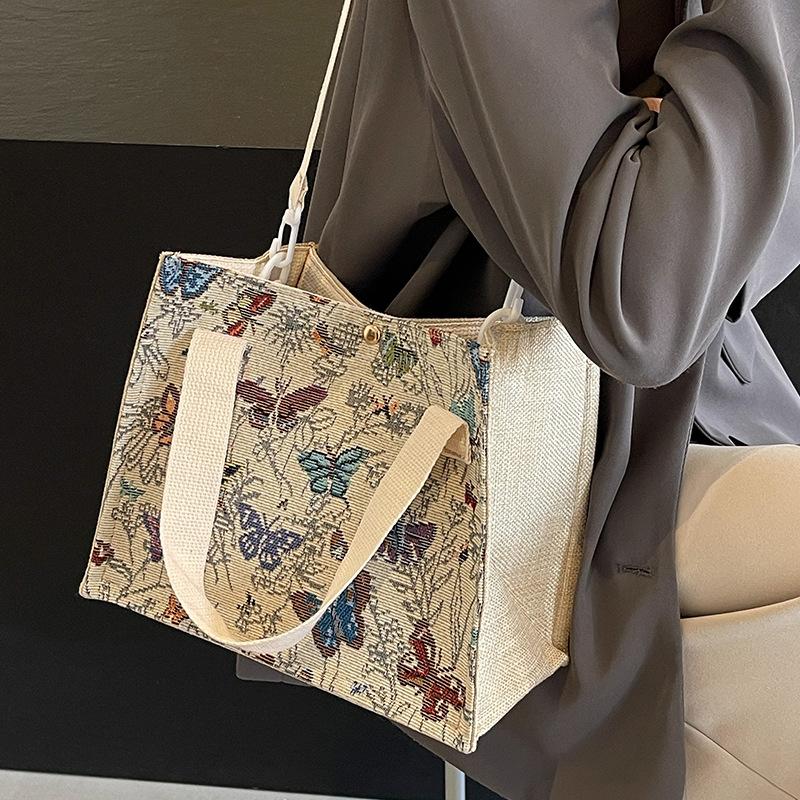 

South Korea INS canvas bag women s 2025 new trendy fashion out shoulder bag women ins foreign style versatile handbag