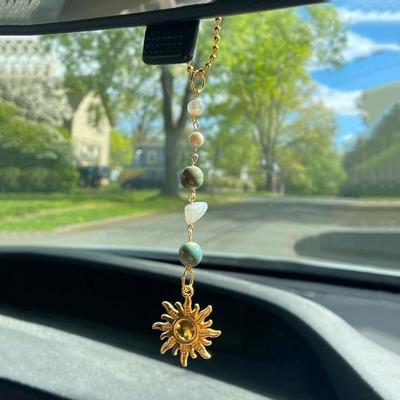 Sonne Hängender Autoanhänger, Grün Und Gold Rückspiegel Zubehör Niedlich Boho Hängende Sonne Auto Dekoration Handgefertigt Heilkristalle Steine Schmuckstück Geschenke