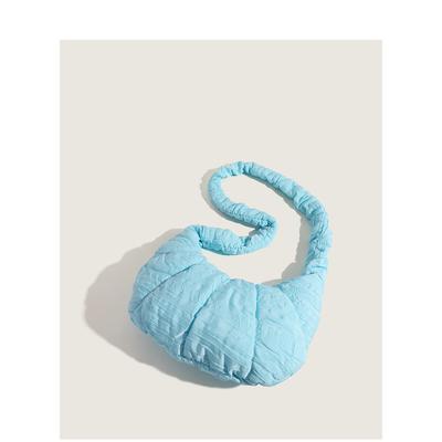 Croissant-Tasche, Crossbody-Kuhhorn-Tasche, Gefaltete Wolken-Tasche, Modische und Schlichte Umhängetasche, Teigtaschen-Tasche