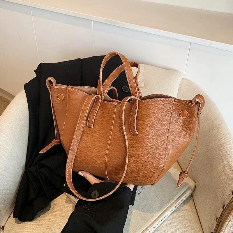 New Handheld Tote Bag Large Capacity Fashiable Women's Bag Premium Single Shoulder Underarm Bags Handbags Bolsas