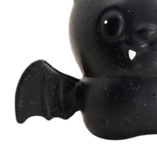Anti-stress Toy Halloween Bat Squeeze Toy, Spooky Stress Relief Hand Relaxation Ball Fidget Party Favors for Kids Adults