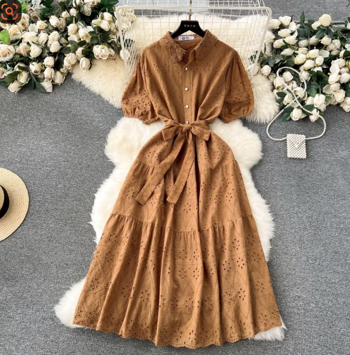 2026 retro embroidery hollow lace lapel breasted slim-fit long age-reducing bubble sleeve dress women