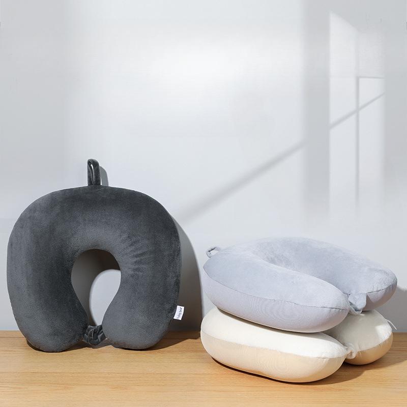 1PC Car Neck Pillow Soft Travel Pillow with Foam Particles for Comfort On Airplanes Cars and Home Office Use Stuffed Toy