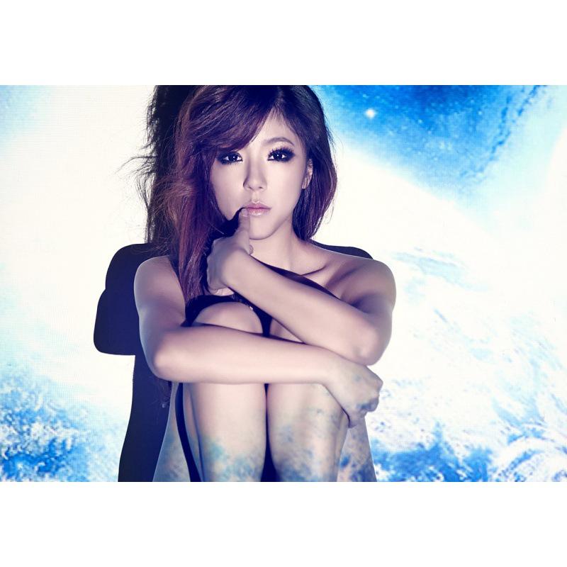 Free Shipping Zhao Yihuan Celebrity Beauty Poster & Decorative Wall Art Frame for Dorm/Bar