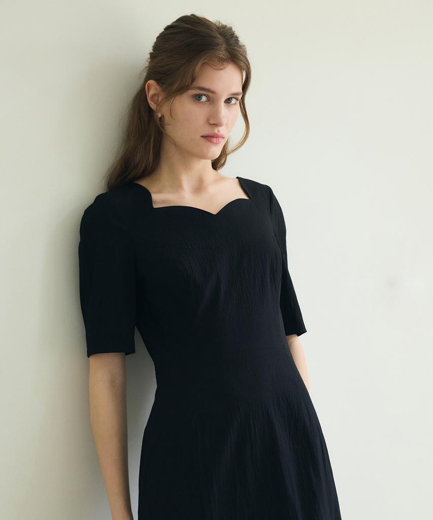 Paul And Alice Heart Neck Dress / Black