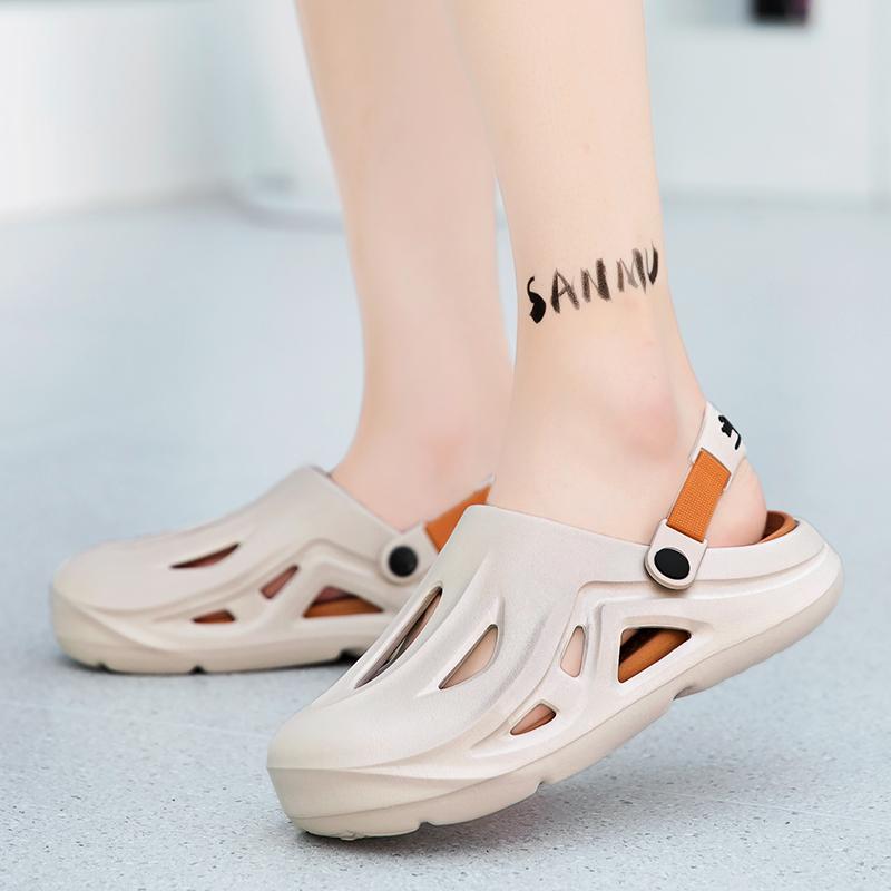 2025 Men's Outdoor Sandals Slippers Beach Comfortable Slides Thick Sole Outdoor Clogs Men Casual Garden Shoes Men Beach Sandals