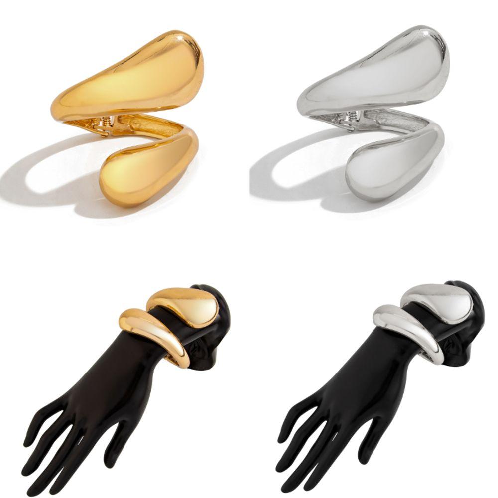 Hip Hop Metallic Bracelets Personalized Hand Chain Fashionable Teardrop Spring Bracelet Girl