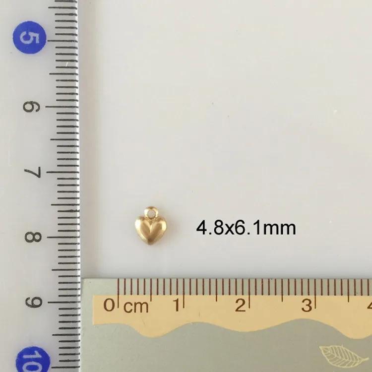 A1078 Non Tarnish Fashion 14k Gold Filled Small Heart Necklace Charm for Gift Gold Filled Pendant