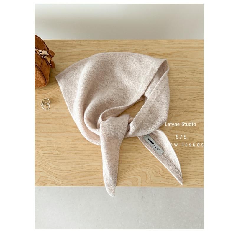 All wool Knitted Triangle Scarf Autumn and Winter Solid Color Versatile Shawl Vest Warm Shoulder Pads