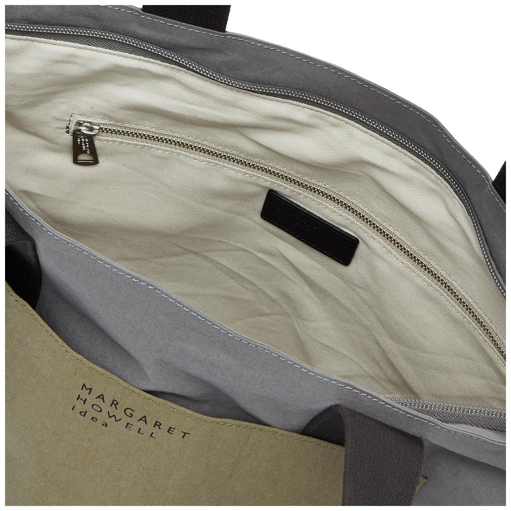 Margaret Howell Idea Tragetasche [Rocherie] Nylon mit natürlichem Oni-Gemüsefarbstoff, Leicht, Umhängetasche, Unisex, Hergestellt in Japan, MHLH3LH1