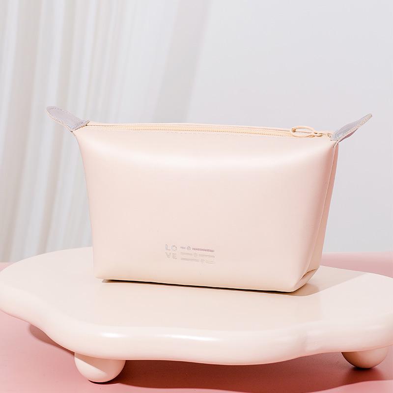 PU Waterproof Large Capacity Travel Makeup Bag - Simple, Fashionable, Portable Toiletry Organizer in Solid Colors