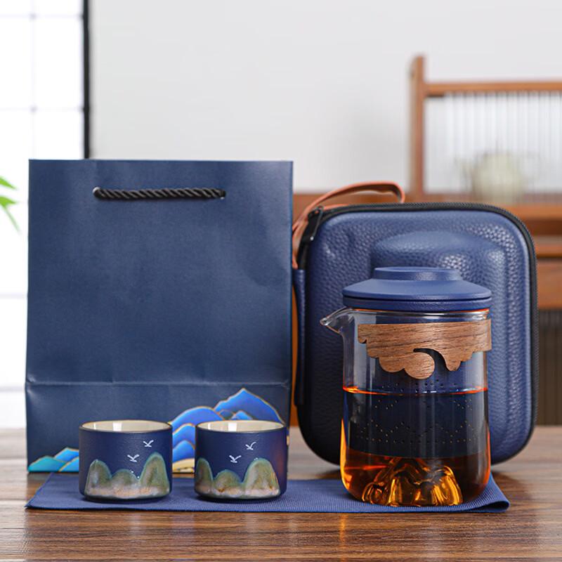 Lion Search Silver Travel Tea Set