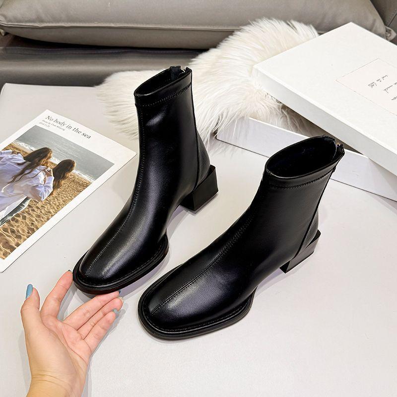 Fashion versatile French retro soft leather thick heel short boots women's 2025 autumn and winter new round head rear zipper thin boots