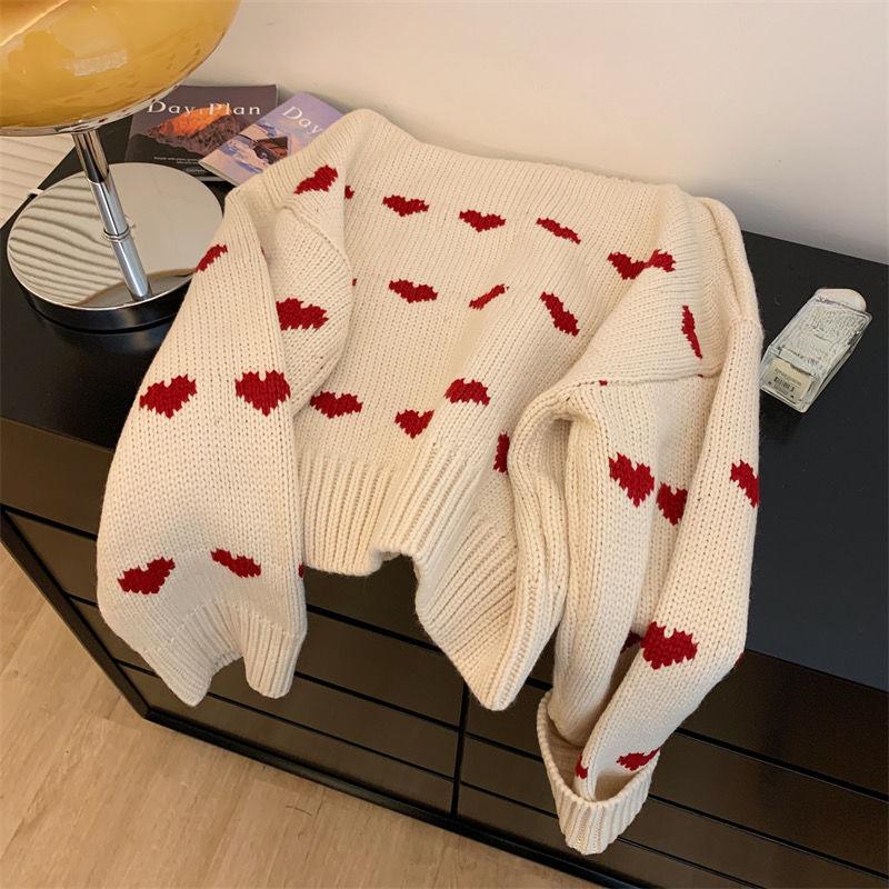 Women's Autumn & Winter Sweet Cute Heart Fashion Jacquard Sweater Lazy Loose Crew Neck Knit Top Short Style