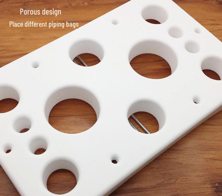 Baking Tools: Cake Decorating Bag and Rack with DIY Mold