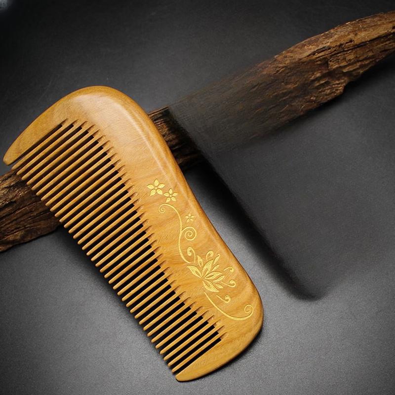 Green Sandalwood Carved Fine-Tooth Massage Comb